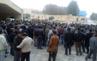 اعتراض جمعی از کارگران و رانندگان پلی‌اکریل اصفهان